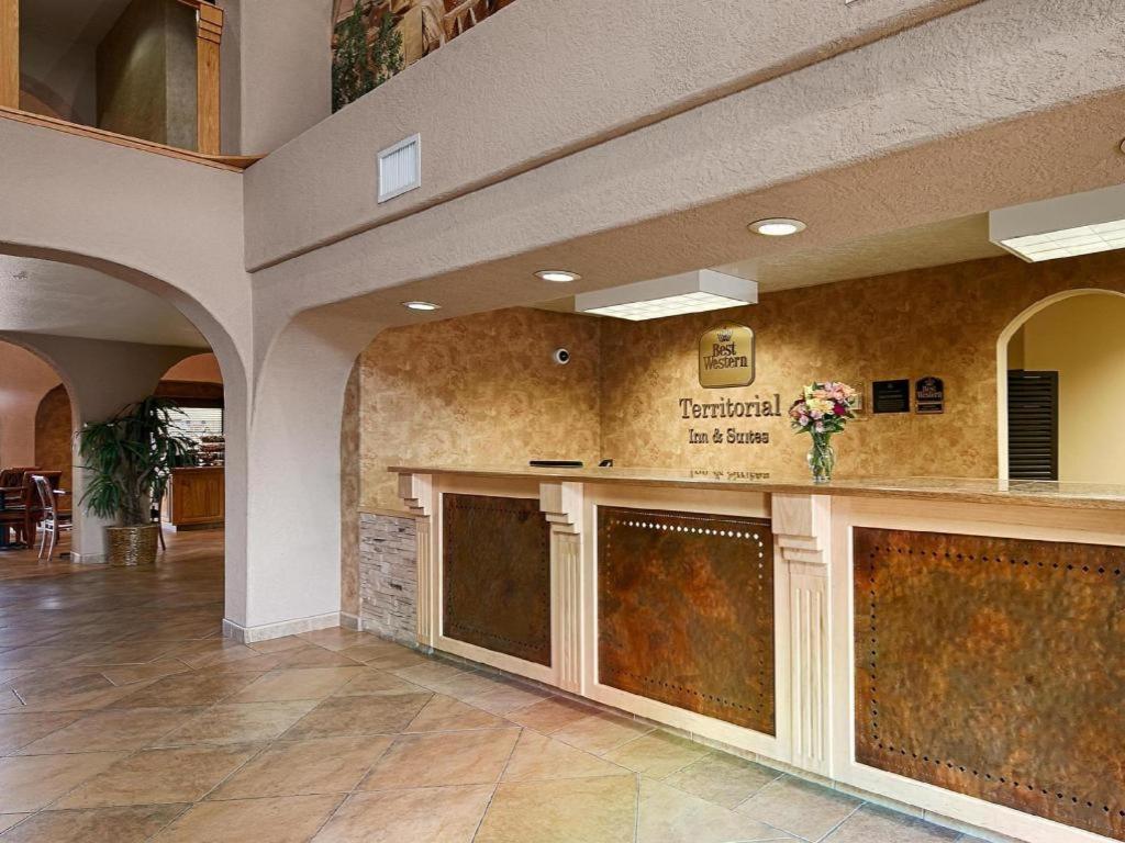 Bloomfield Best Western Territorial Inn And Suites מראה חיצוני תמונה
